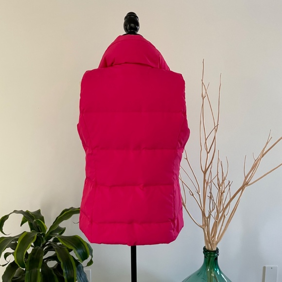*SOLD* Down Filled Pink Puffer Vest - Sz S - Picture 3 of 10